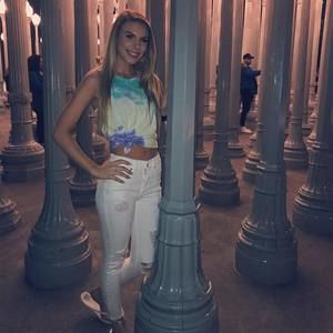 Meet your Posher, Ariel